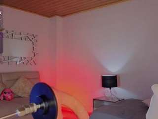 Miller-Vanessa live cam preview