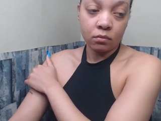 redbonelolly webcam model