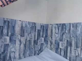 redbonelolly Live Webcam on CamSoda