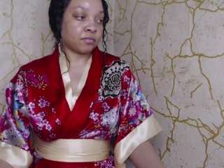 redbonelolly live webcam show