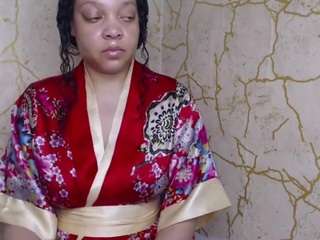 redbonelolly Live Webcam on CamSoda