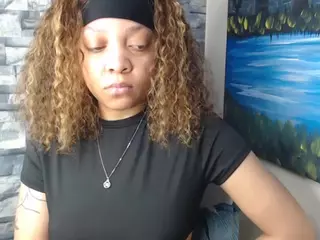 REDBONELOLLY's Live Sex Cam Show