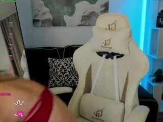 selena-rosse1 Live Webcam on CamSoda