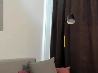 Selena-Rosse1's Live Sex Cam Show