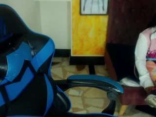  charis-bellota chat room