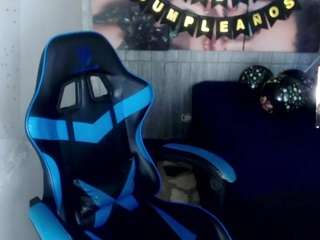  charis-bellota chat room
