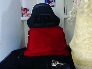 charis-bellota webcam model