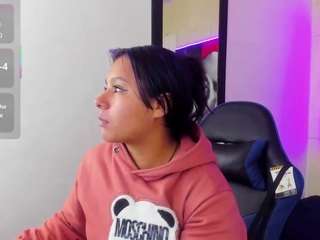 charis-bellota Live Webcam on CamSoda