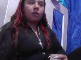 charis-bellota live cam preview