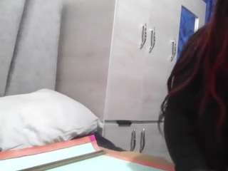 charis-bellota live cam preview