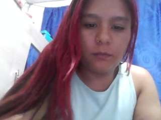 charis-bellota live cam preview