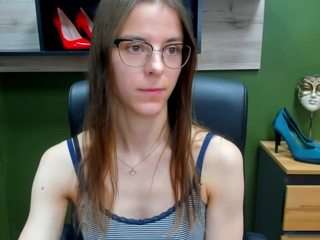 megidesire Live Webcam on CamSoda