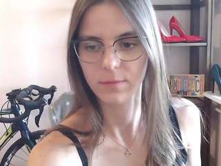 Live stream of megidesire