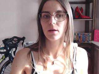 MegiDesire live cam preview