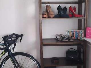 MegiDesire live cam preview