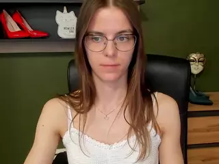 MegiDesire's Live Sex Cam Show