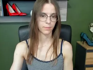 MegiDesire's Live Sex Cam Show