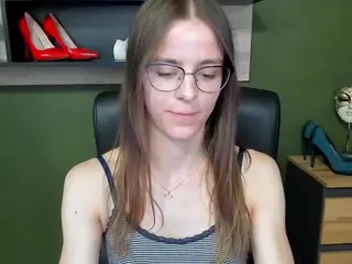 MegiDesire's Live Sex Cam Show