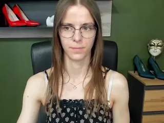 MegiDesire's Live Sex Cam Show