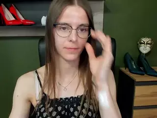 MegiDesire's Live Sex Cam Show
