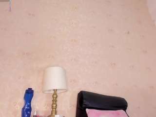 saraa-colliins live cam profile