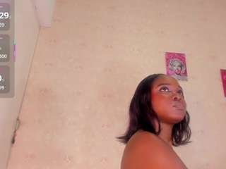 saraa-colliins webcam