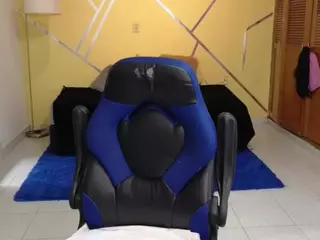 shirlyrojas's Live Sex Cam Show