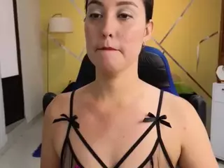 shirlyrojas's Live Sex Cam Show