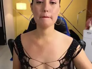 shirlyrojas's Live Sex Cam Show