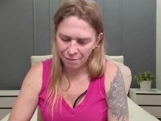 tessadaybreak live webcam show