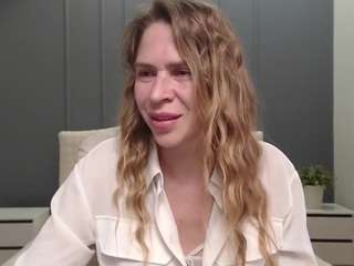 TessaDaybreak live webcam show