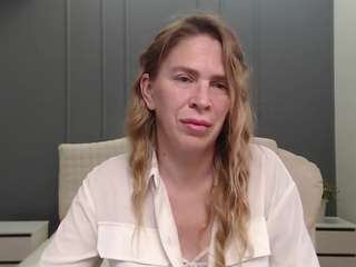 TessaDaybreak live webcam show
