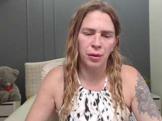 TessaDaybreak live webcam show