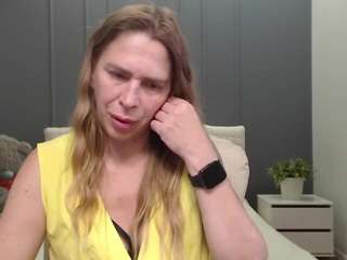 TessaDaybreak live webcam show