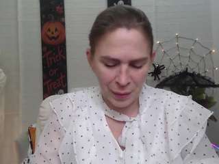 TessaDaybreak live cam preview