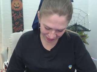 TessaDaybreak live cam preview
