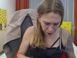 TessaDaybreak's Live Sex Cam Show