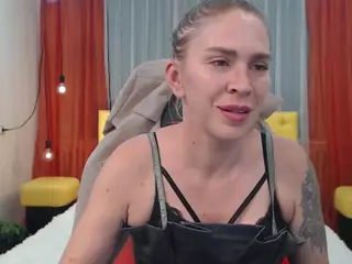 TessaDaybreak's Live Sex Cam Show