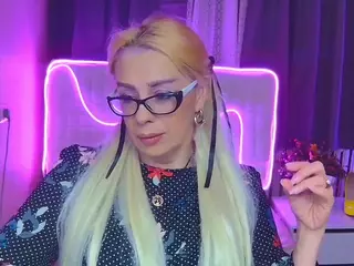 TessaDaybreak's Live Sex Cam Show