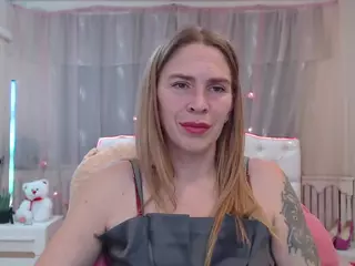 TessaDaybreak's Live Sex Cam Show