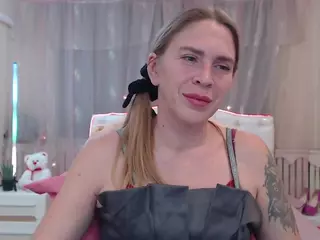 TessaDaybreak's Live Sex Cam Show
