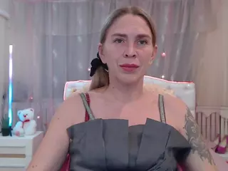 TessaDaybreak's Live Sex Cam Show