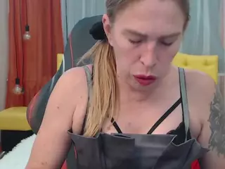 TessaDaybreak's Live Sex Cam Show