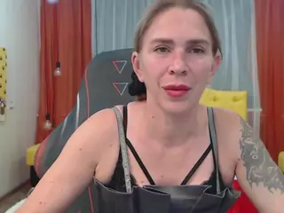TessaDaybreak's Live Sex Cam Show