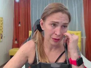 TessaDaybreak's Live Sex Cam Show