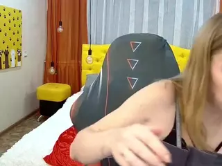 TessaDaybreak's Live Sex Cam Show