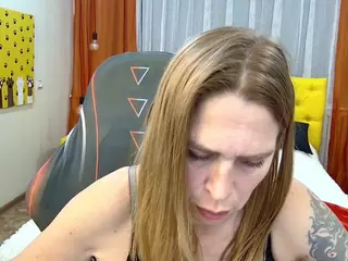 TessaDaybreak's Live Sex Cam Show