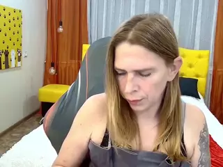 TessaDaybreak's Live Sex Cam Show