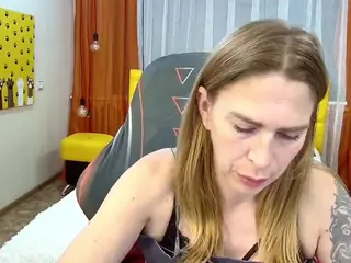 TessaDaybreak's Live Sex Cam Show