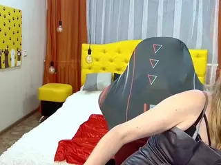 TessaDaybreak's Live Sex Cam Show